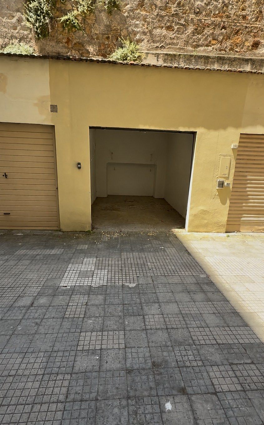Box con serranda elettrica